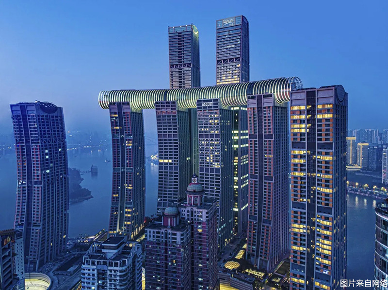 衡鋼造棟梁之“材”,帶你打卡世界首座“橫向摩天大樓”