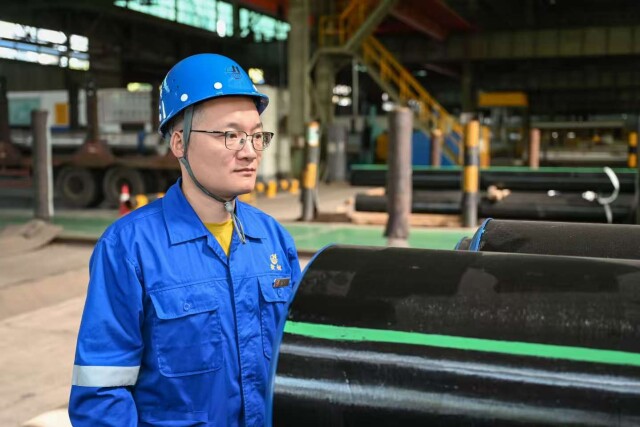 《新湖南》“鋼管匠人”匠心報(bào)國(guó)——記“新時(shí)代新雷鋒”、衡鋼高級(jí)工程師左國(guó)鋒