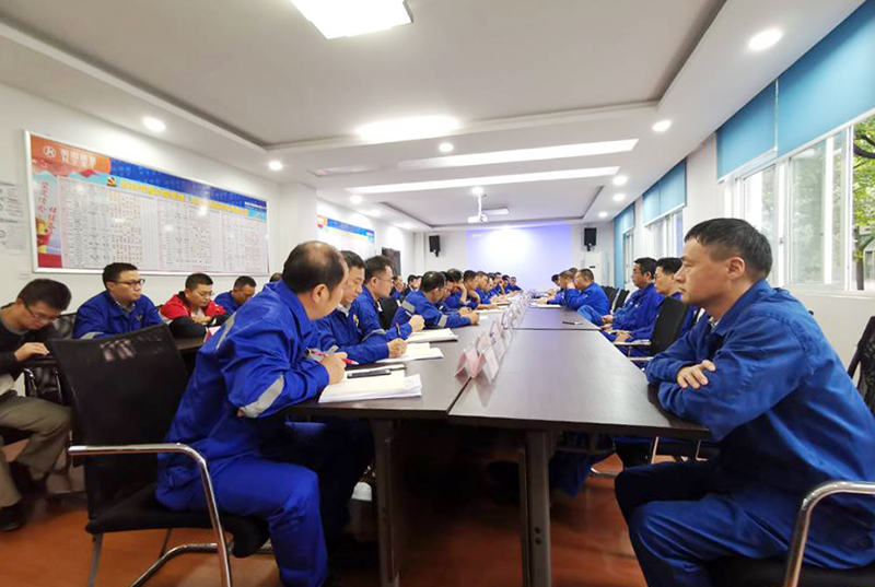 衡鋼黨委中心組學習貫徹習近平視察湖南重要講話精神