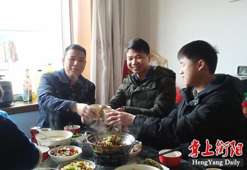 1613612683252896.jpg 師徒1.jpg