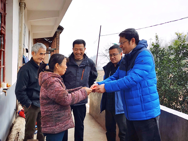 1613619222495797.jpg 1月31日扶貧01.jpg