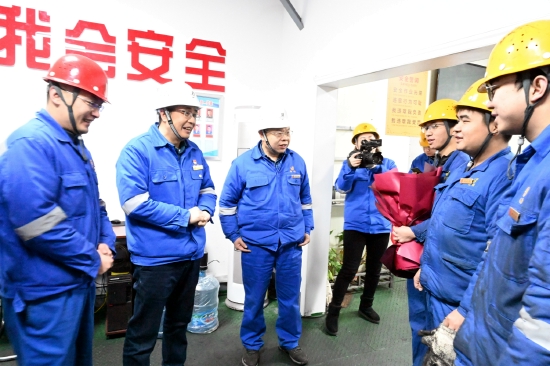 1643329677846949.jpg 02.jpg